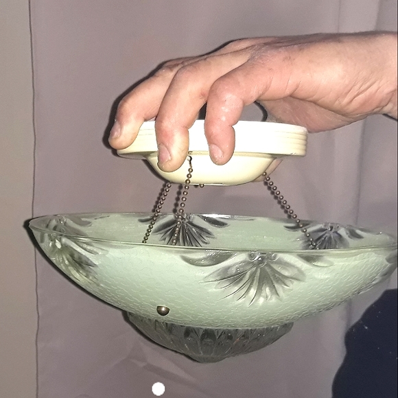 Vintage 1920-1940s Bead chain Blue Sunburst glass ceiling shade - Picture 10 of 10